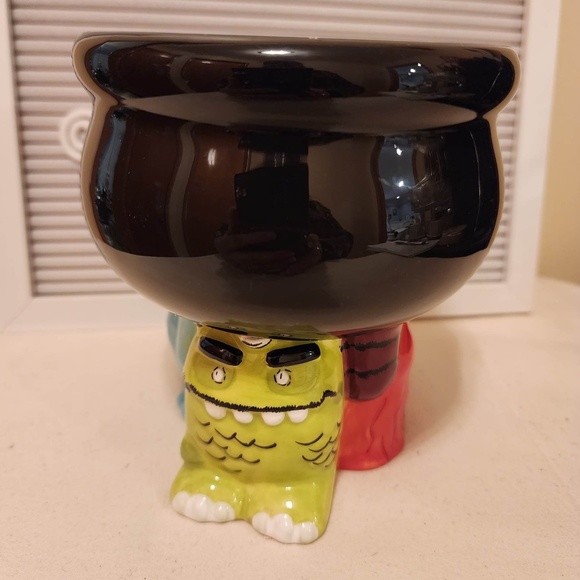 Halloween 09 Snack / Trinket Dish - Picture 1 of 6